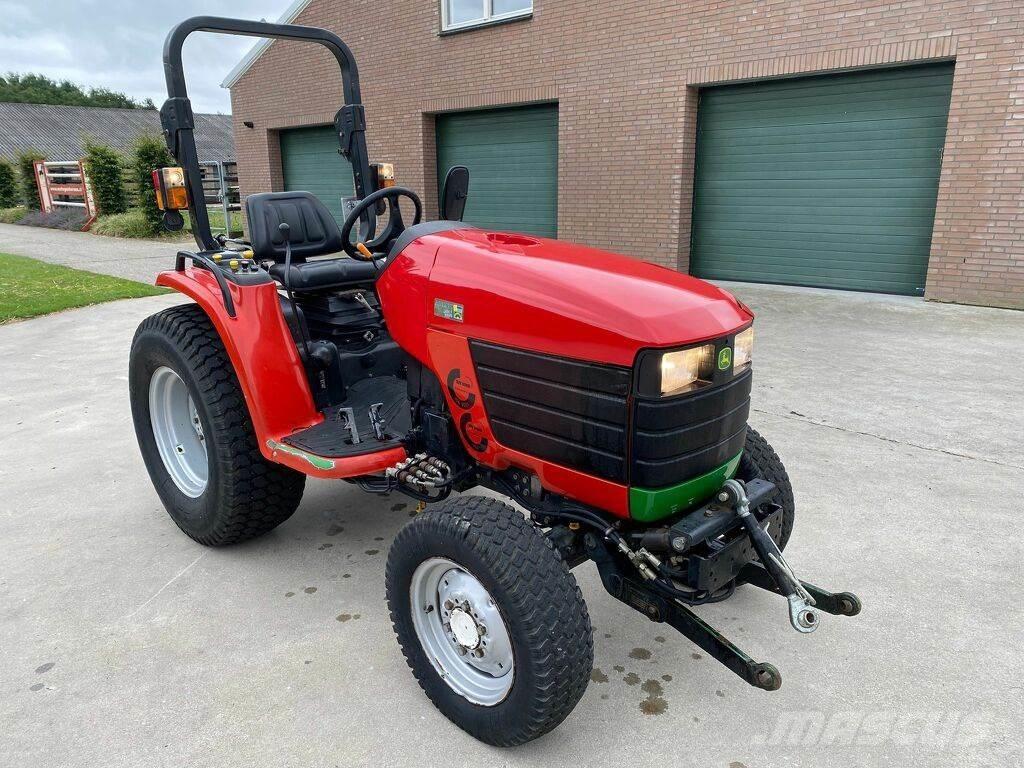 John Deere 4410 Traktorji