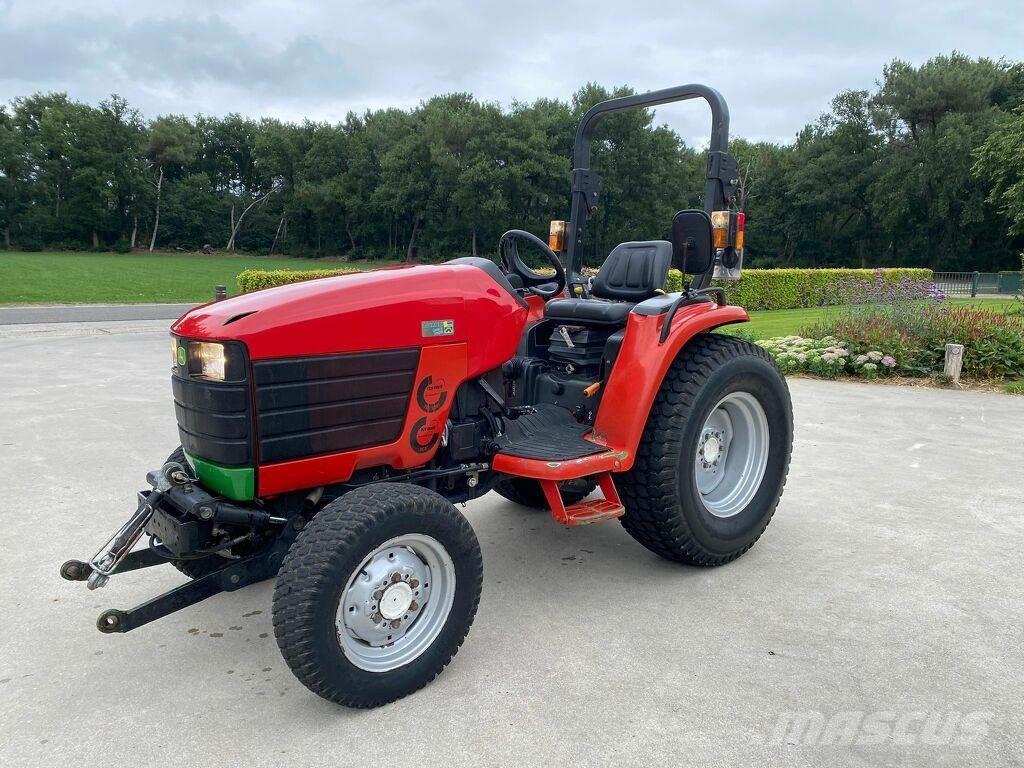 John Deere 4410 Traktorji