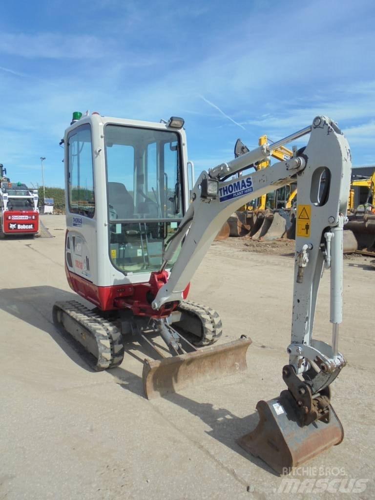 Takeuchi TB216 Mini bagri <7t