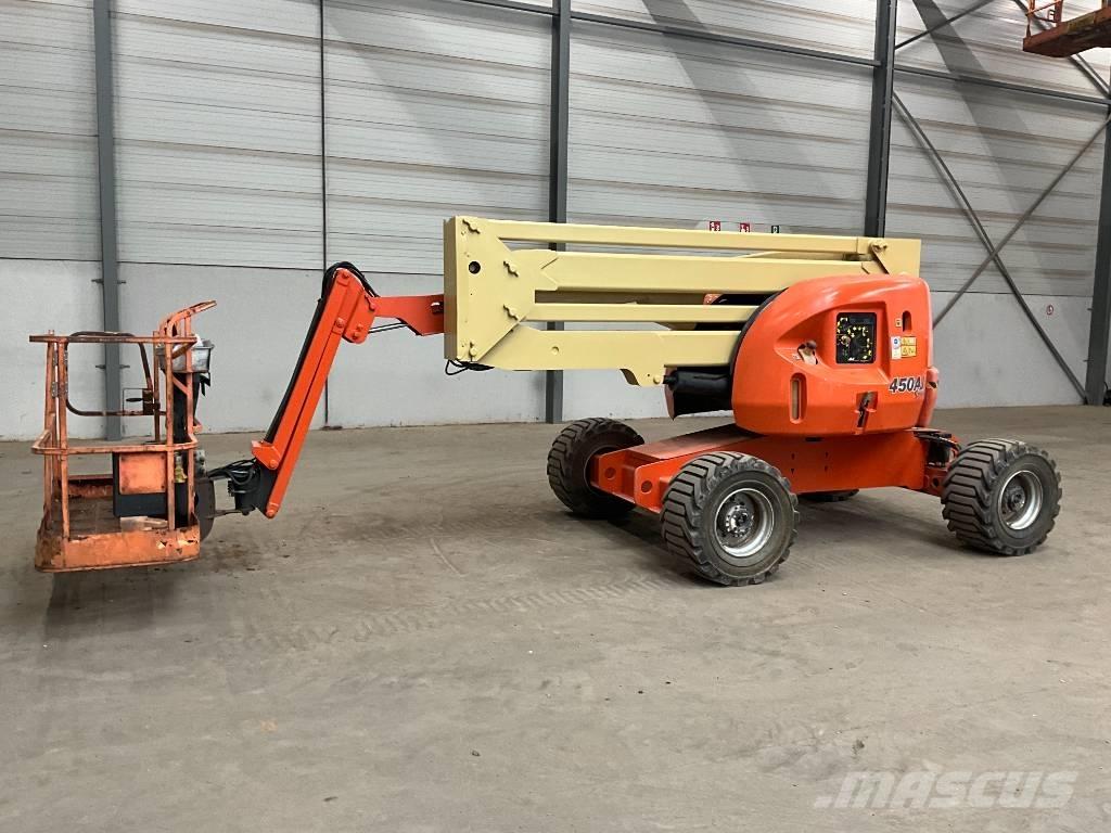 JLG 450 AJ Zglobne dvižne ploščadi