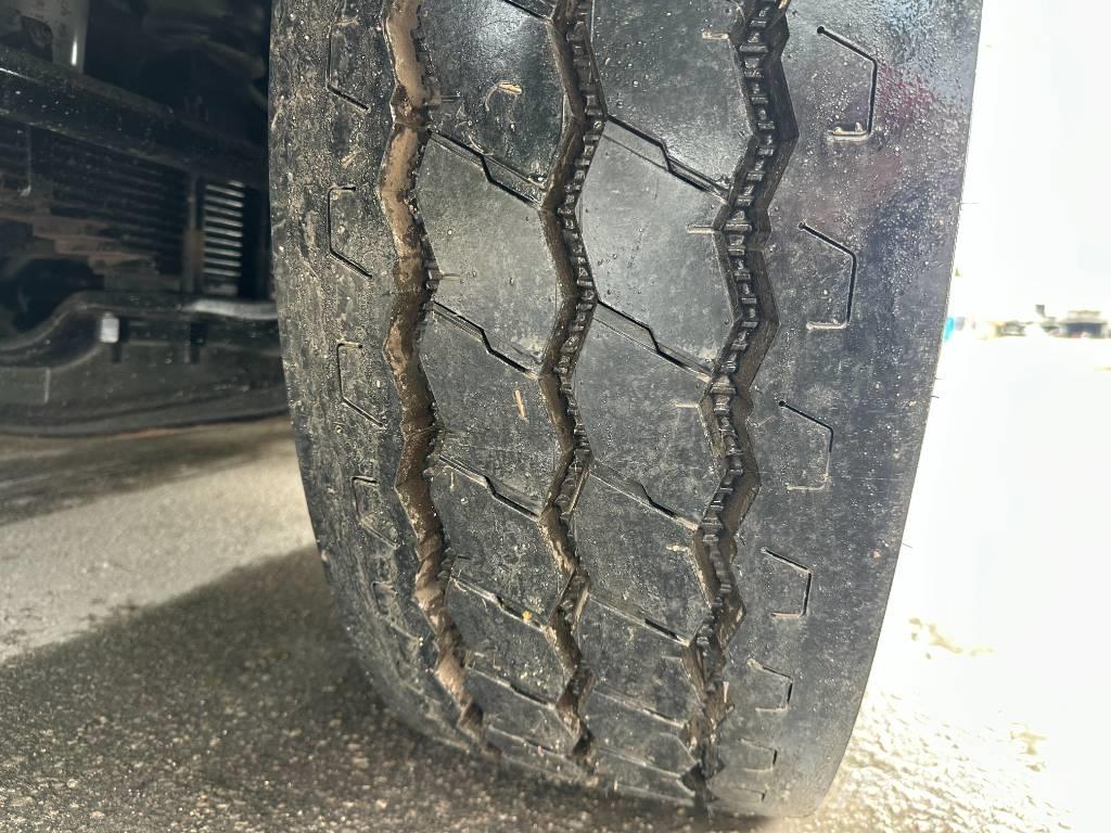 Mack MRU 613 Komunalni tovornjaki