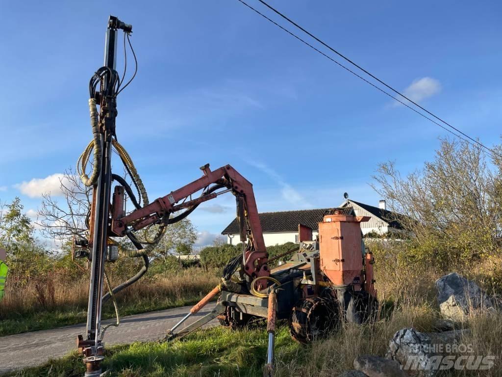 Tamrock Commando 300 Terenske vrtalne naprave