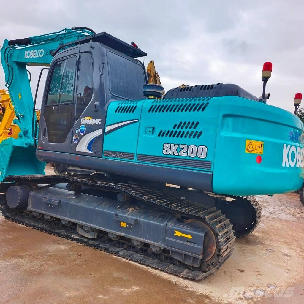 Kobelco SK 200 Bagri goseničarji