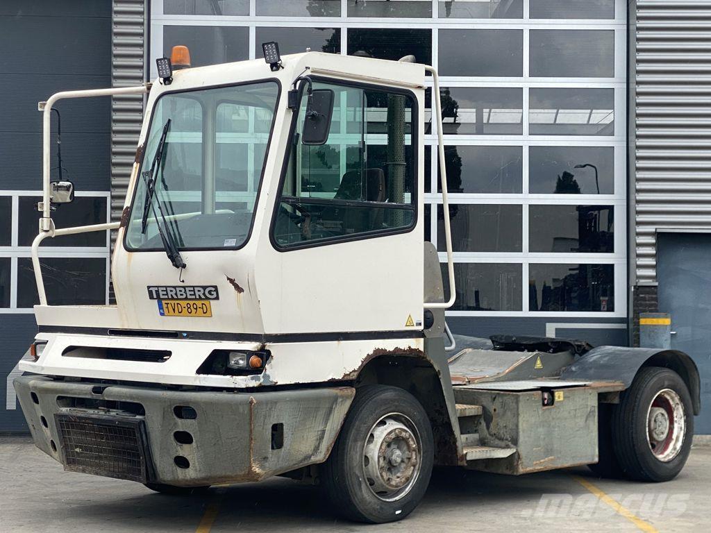 Terberg YT222 Vlačilci