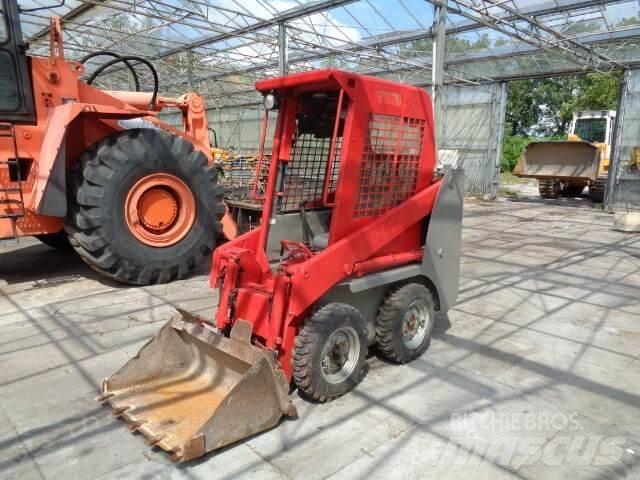 Gehl 1640 Skid steer mini nakladalci