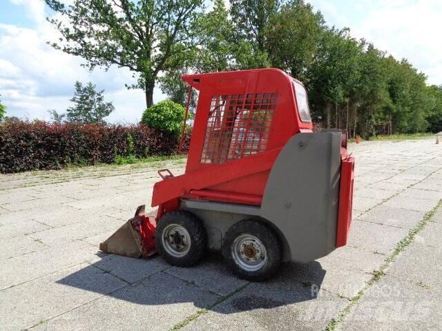 Gehl 1640 Skid steer mini nakladalci