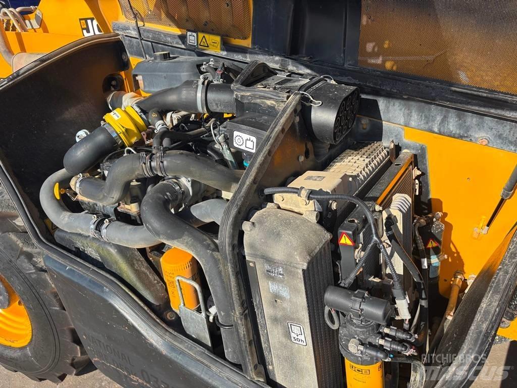 JCB 535-125 Hiviz Teleskopski viličarji