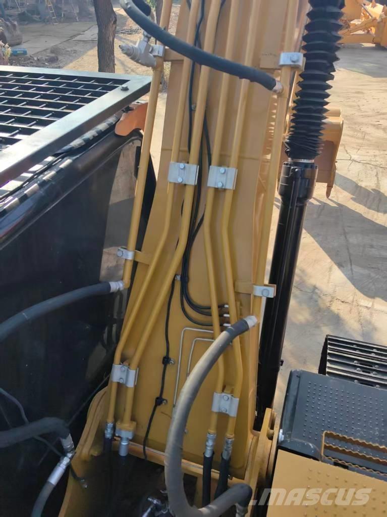 CAT 320 D2L Bagri goseničarji