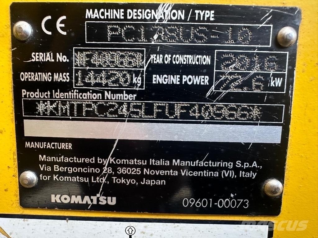 Komatsu PC 138 US-10 Bagri goseničarji