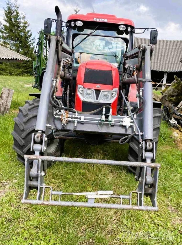 Zetor FORTERRA 140 Traktorji