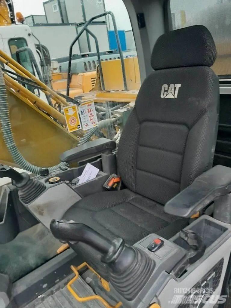 CAT 320 Bagri goseničarji