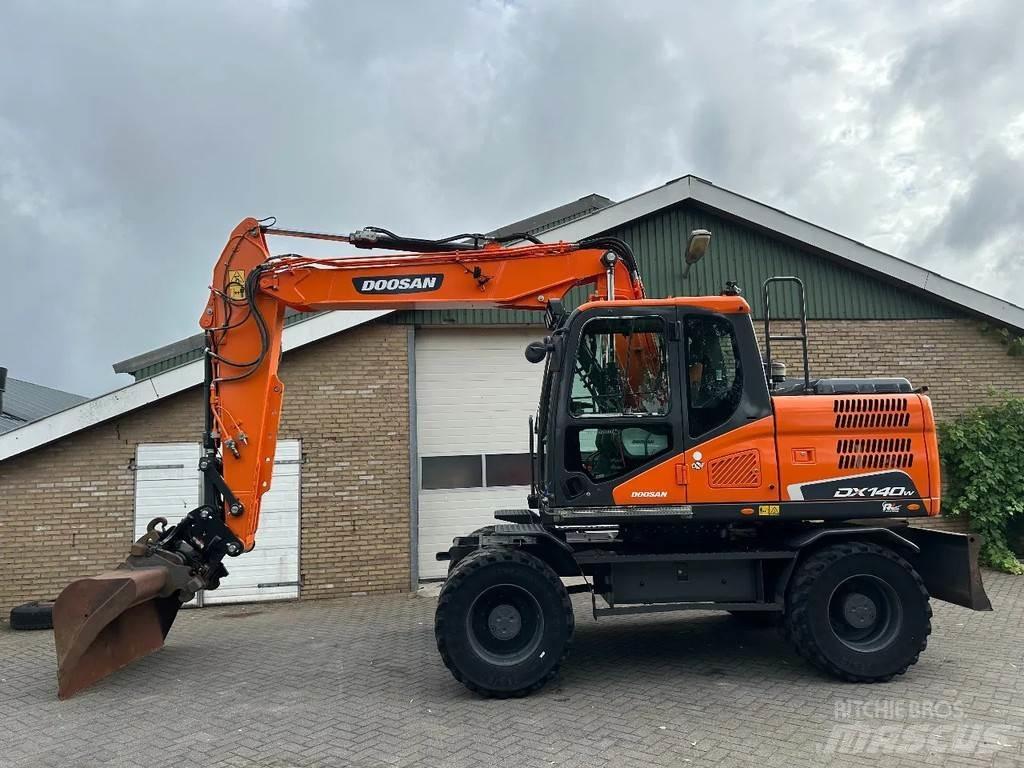 Doosan DX140W-5 Bagri na kolesih