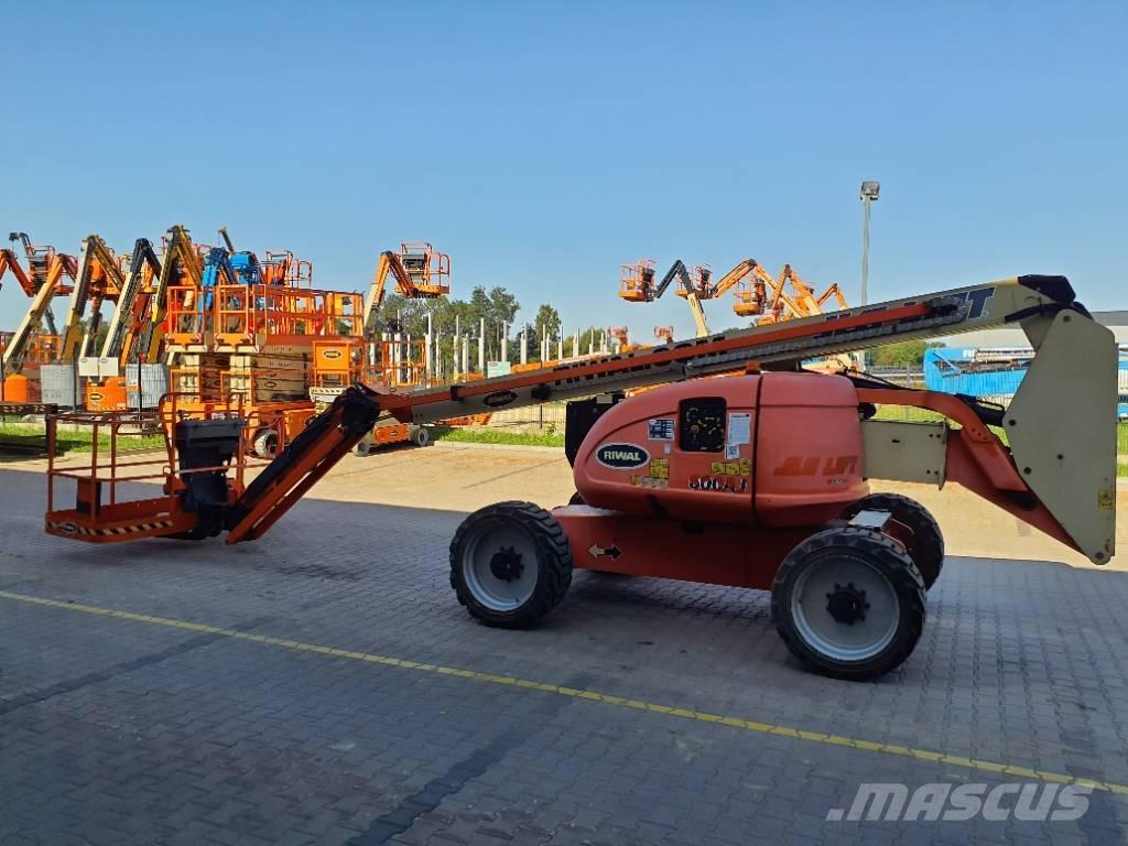 JLG 600AJ Zglobne dvižne ploščadi