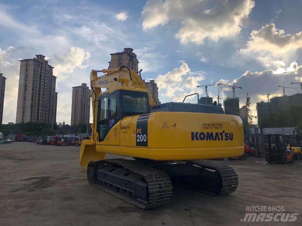 Komatsu PC 200-7 Bagri goseničarji