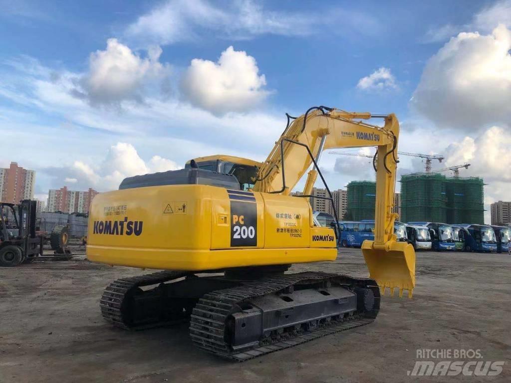Komatsu PC 200-7 Bagri goseničarji