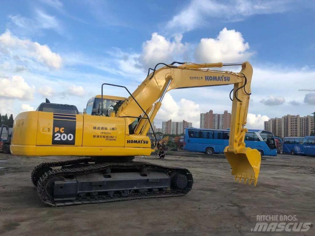 Komatsu PC 200-7 Bagri goseničarji