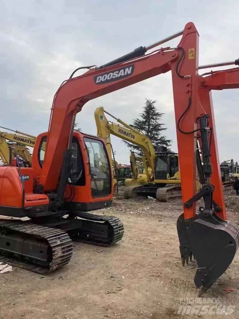 Doosan DX 80 Midi bagri 7t – 12t