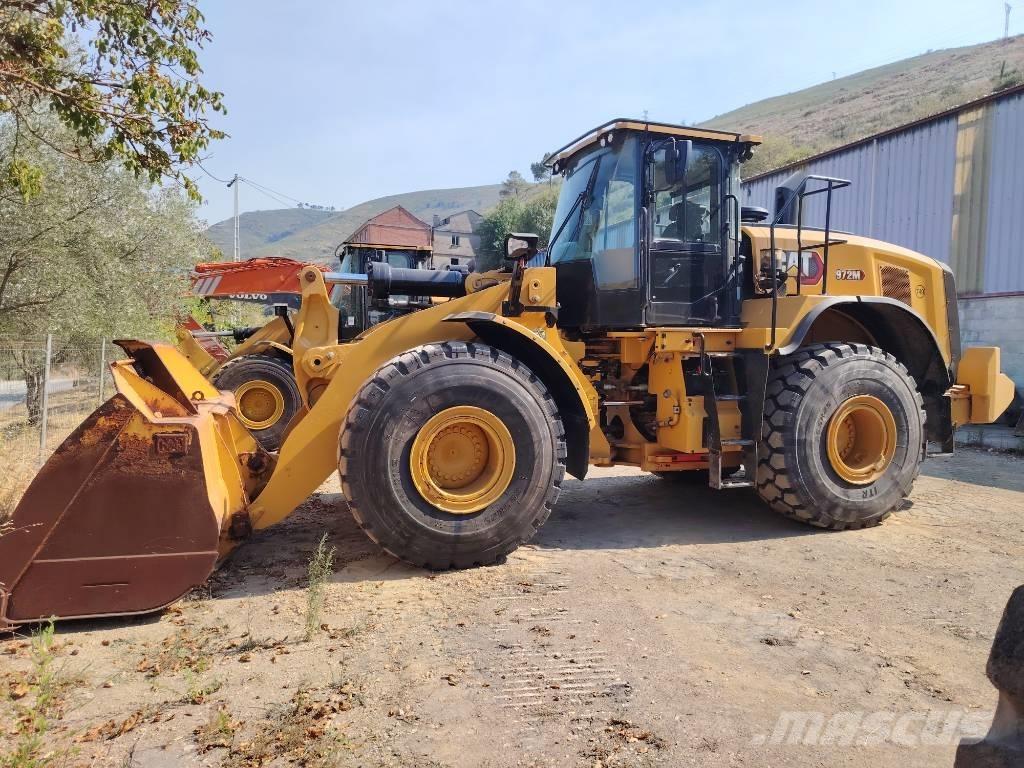 CAT 972 M NEW TYRES Kolesni nakladalci