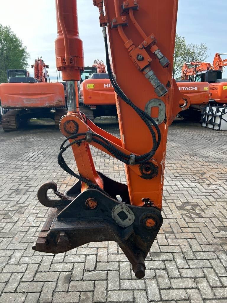 Hitachi ZX 140 W-3 Bagri na kolesih