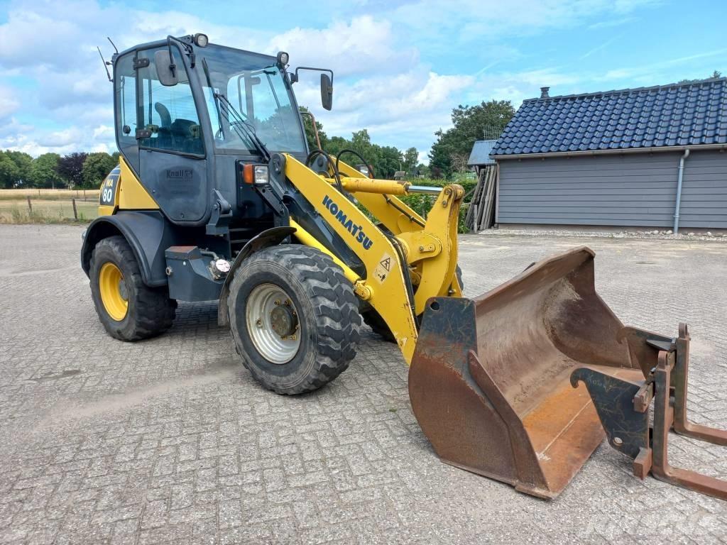 Komatsu WA 80-6 Kolesni nakladalci