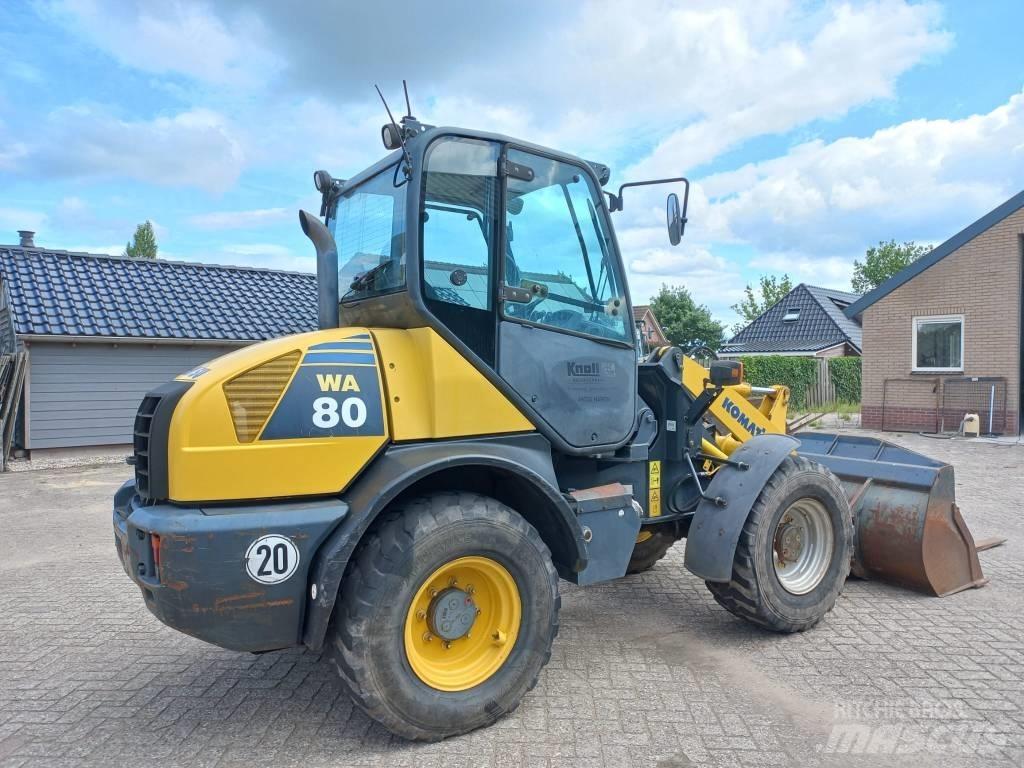 Komatsu WA 80-6 Kolesni nakladalci