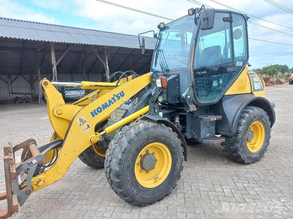 Komatsu WA 80-6 Kolesni nakladalci