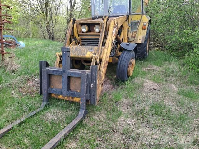 Massey Ferguson 50B Traktorji