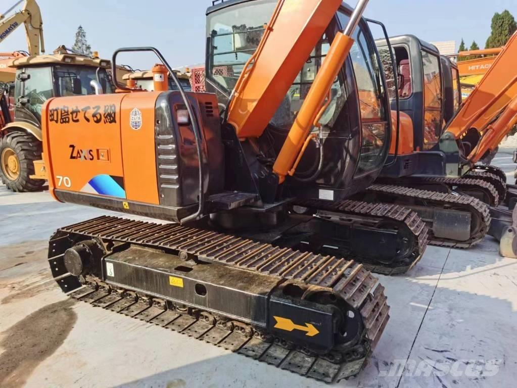 Hitachi ZX 70 Midi bagri 7t – 12t