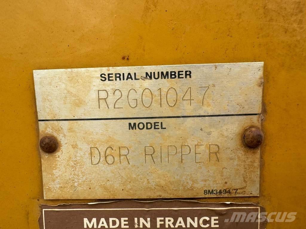 CAT D6R Ripper Drugi deli