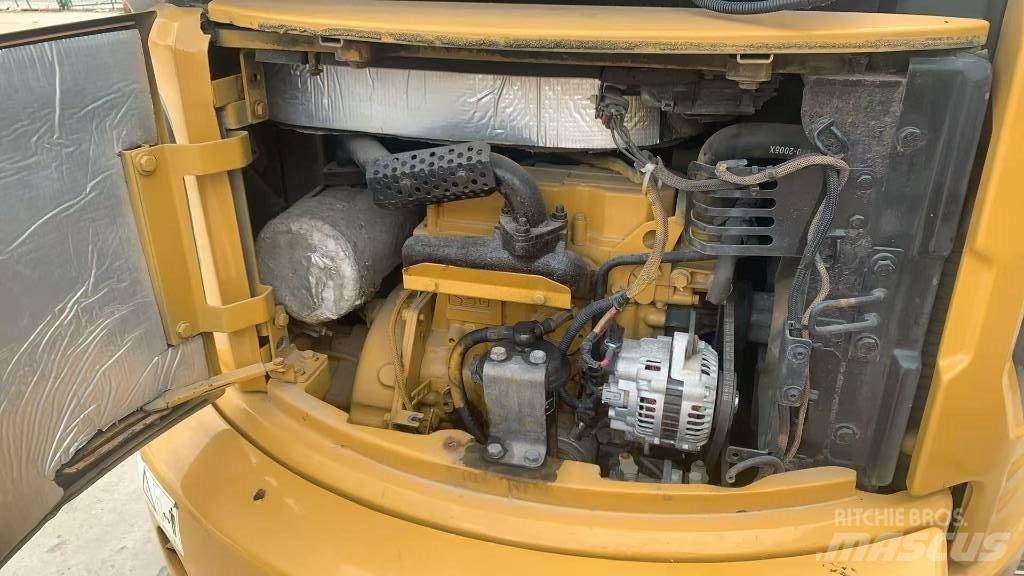 CAT 303 Bagri goseničarji