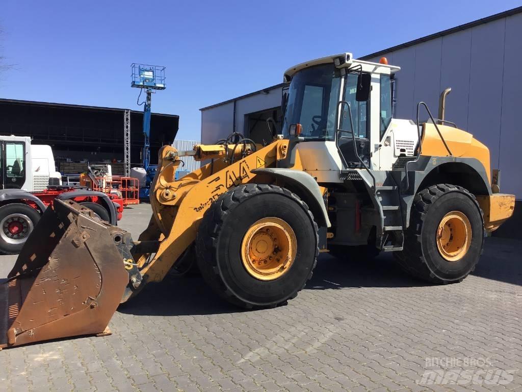 Liebherr L 544 Kolesni nakladalci