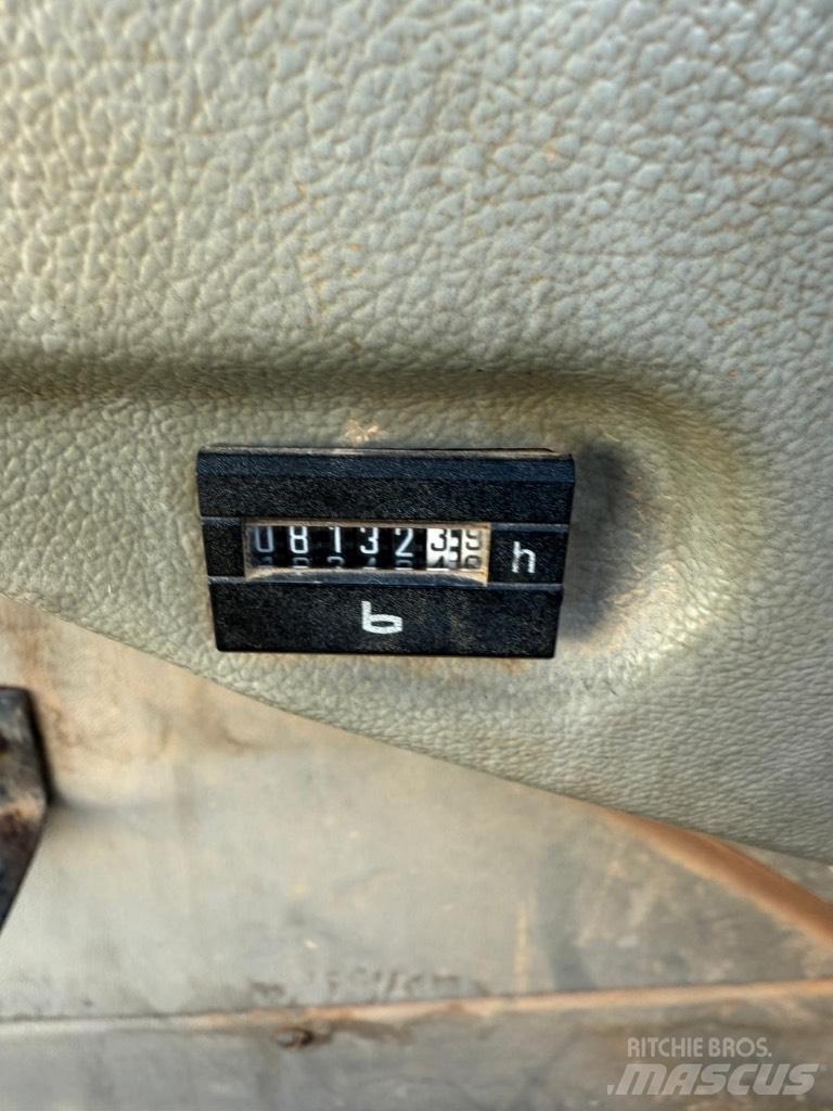 Liebherr R 936 LC Bagri goseničarji