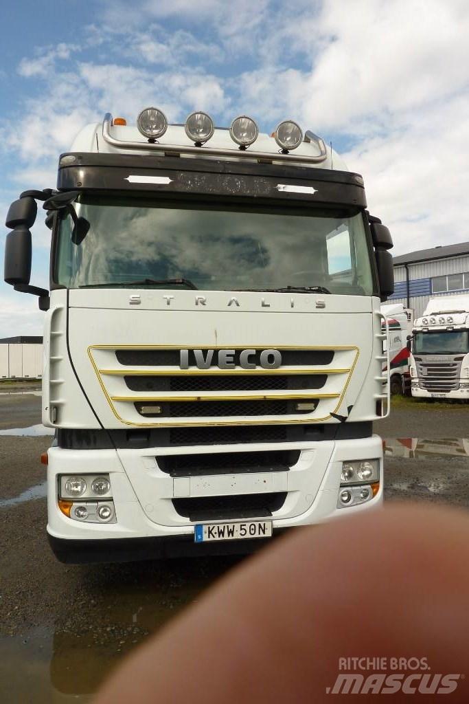 Iveco AS 440 6X2 Vlačilci