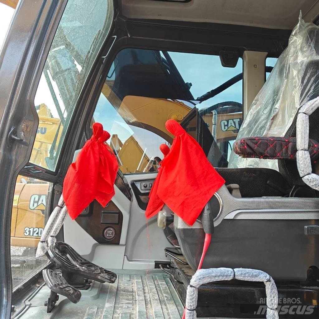 Hyundai 220VS Bagri goseničarji