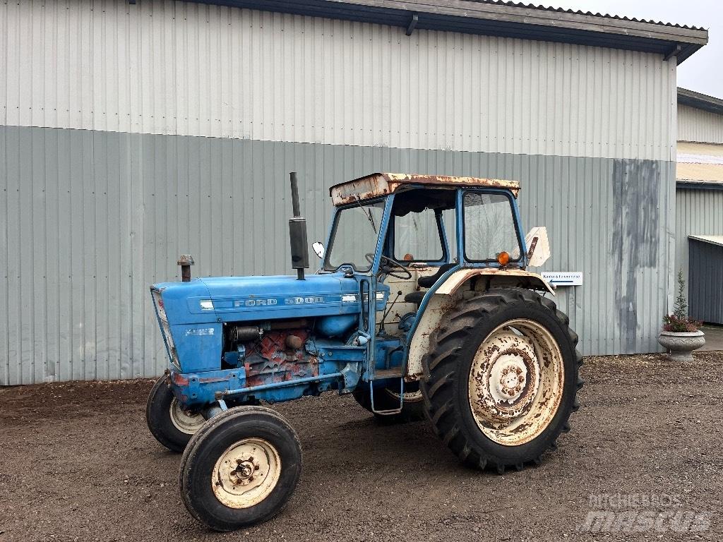 Ford 5000 Y Traktorji