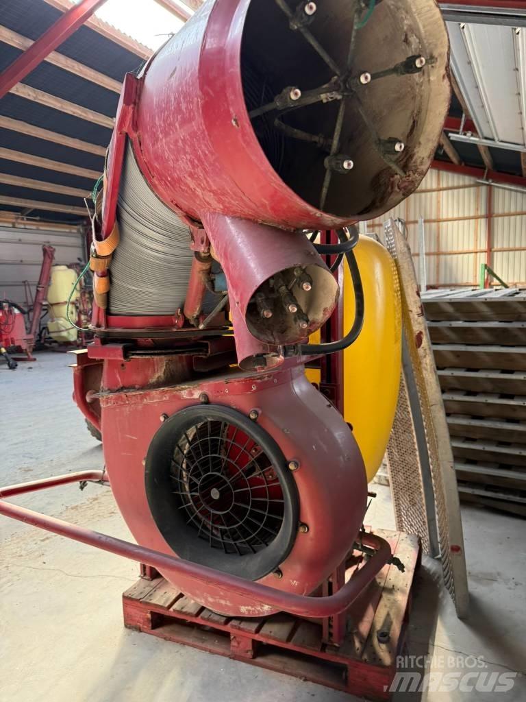 Hardi 600 SVCO Montirane škropilnice