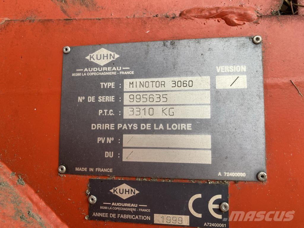 Kuhn MINOTOR 3060 Oprema za razkladanje silosa