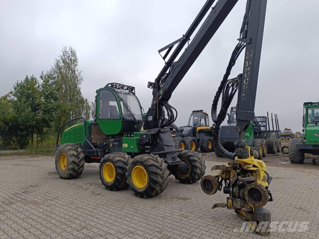 John Deere 1070 E Harvesterji
