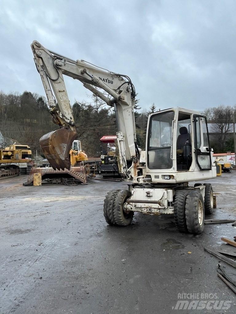 Komatsu PW 95 Bagri na kolesih