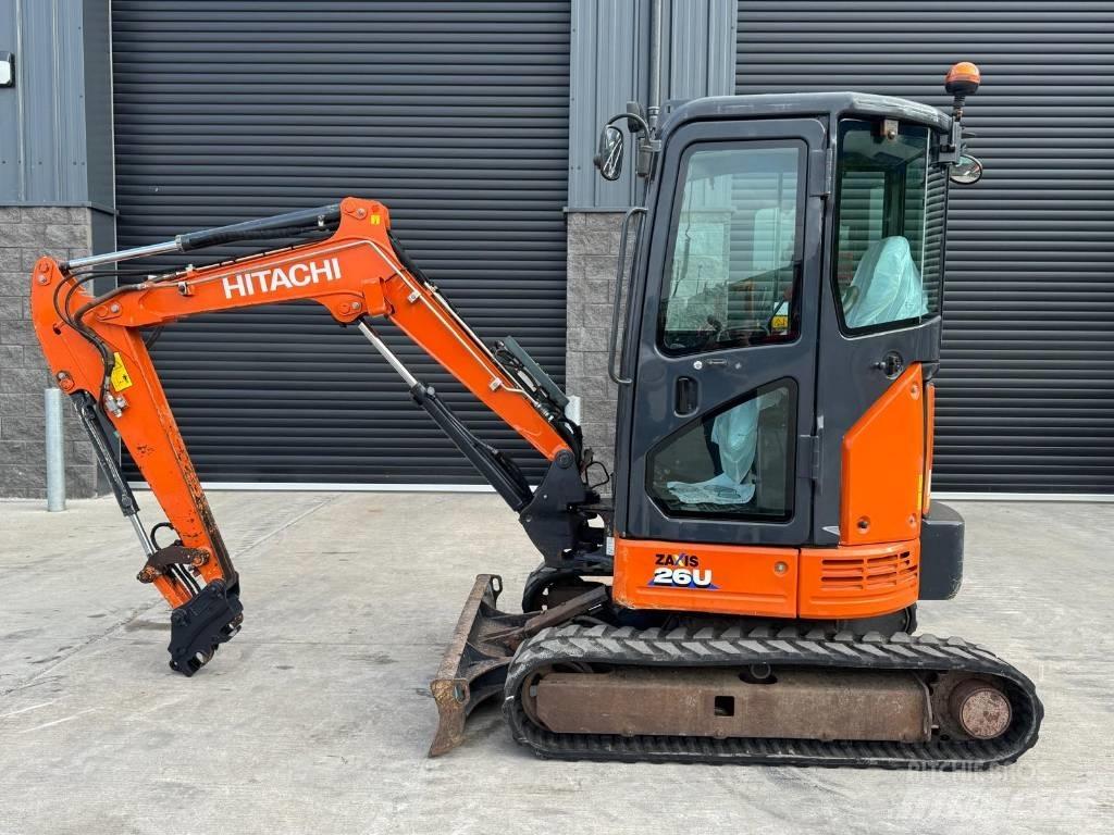Hitachi ZX 26 U-6 cr Mini bagri <7t