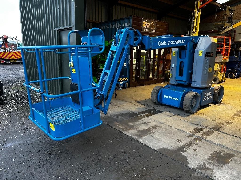 Genie Z 30/20 N RJ Zglobne dvižne ploščadi