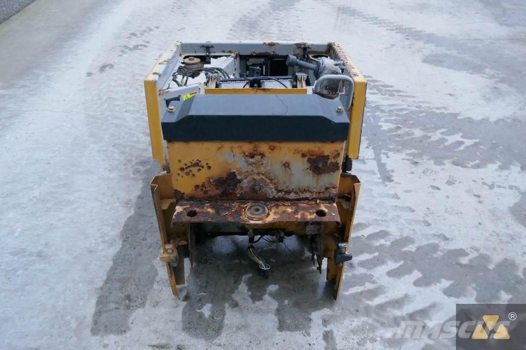 CAT 220-2800 Kabine in notranjost