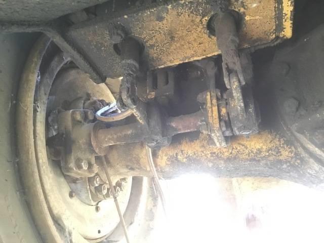 CAT 980 B Kolesni nakladalci