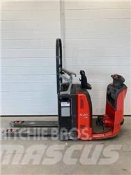 Linde N20HP/132 Nizko dvižni komisionirni viličar