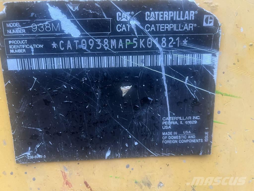 CAT 938 M Kolesni nakladalci