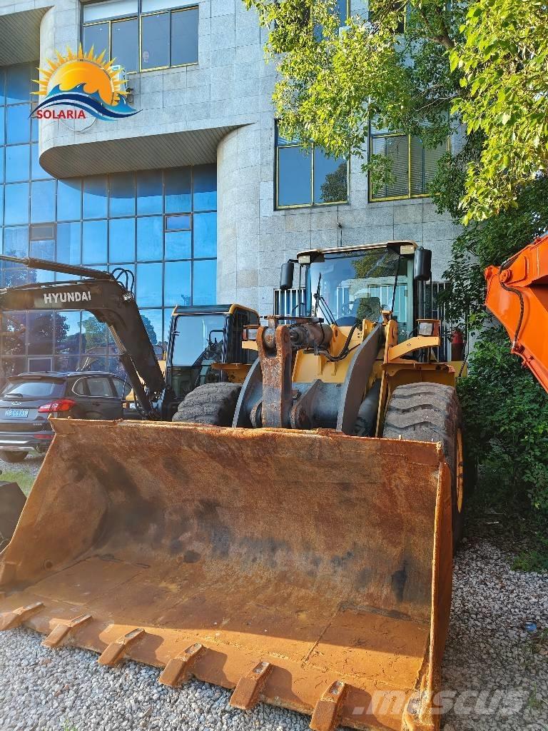 Volvo L 120 Kolesni nakladalci