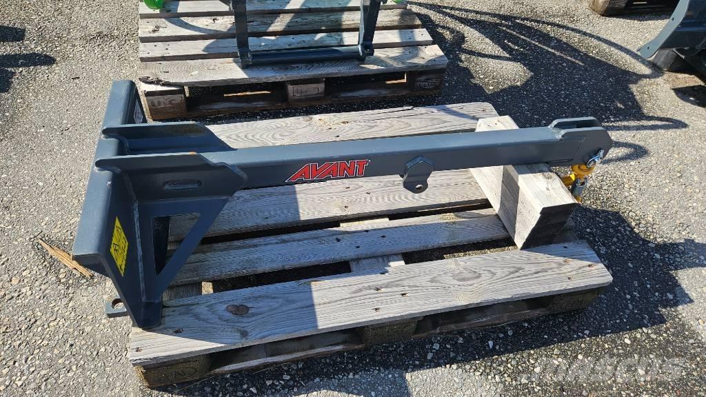 Avant Lyftbom Skid steer mini nakladalci