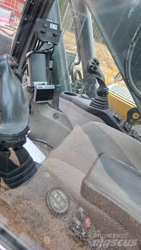Volvo EC 250 D L Bagri goseničarji