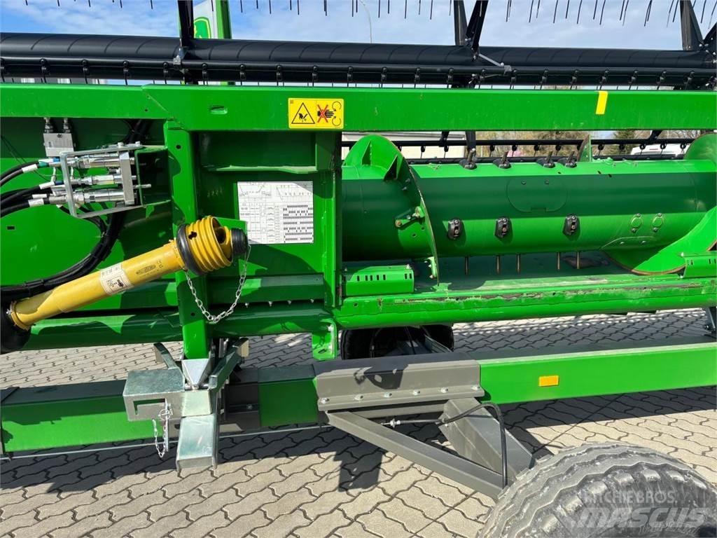 John Deere T550 Kombajni