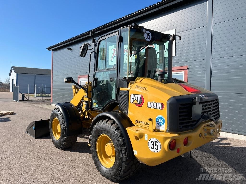 CAT 908M-22 1670Tim Kolesni nakladalci